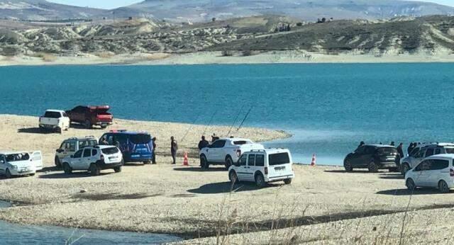 Son Dakika: Şanlıurfa'da korkunç olay! Minibüste 1'i çocuk 3 kişinin cansız bedeni bulundu Son Dakika: Şanlıurfa'da korkunç olay! Minibüste 1'i çocuk 3 kişinin cansız bedeni bulundu