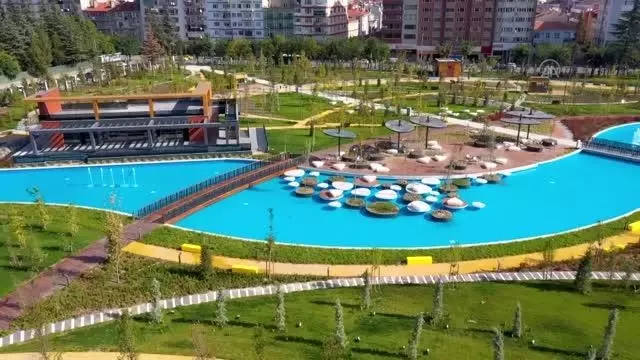 TOKİ, eski stadyum alanlarını 'Millet Bahçesi'ne dönüştürerek yeşillendirdi TOKİ, eski stadyum alanlarını 'Millet Bahçesi'ne dönüştürerek yeşillendirdi
