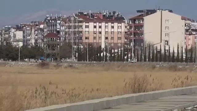 Son Dakika | Trafik uygulamasını görüp kaçmaya çalışan sürücülere ceza kesildi Son Dakika | Trafik uygulamasını görüp kaçmaya çalışan sürücülere ceza kesildi