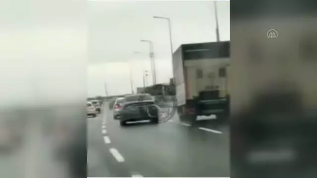 Trafikte makas atan sürücü yakalandı Trafikte makas atan sürücü yakalandı