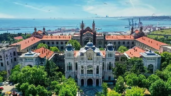 Türkiye'deki başarılı akademisyenler belli oldu Türkiye'deki başarılı akademisyenler belli oldu