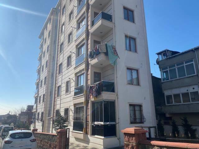16 yaşındaki genç kız, tabanca ile kendini başından vurdu 16 yaşındaki genç kız, tabanca ile kendini başından vurdu
