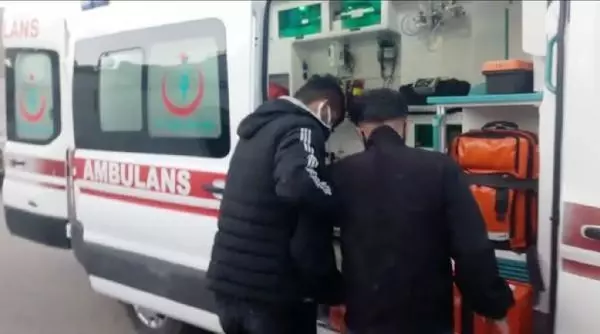 Adıyaman'da bıçaklı kavga: 1 yaralı Adıyaman'da bıçaklı kavga: 1 yaralı