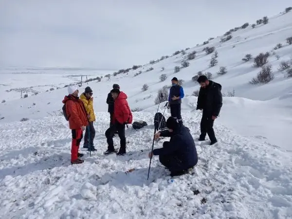 Ağrılı dağcılar Bubi Dağı'na tırmandı Ağrılı dağcılar Bubi Dağı'na tırmandı