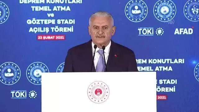 AK Parti İzmir Milletvekili Binali Yıldırım, deprem konutları temel atma törenine katıldı AK Parti İzmir Milletvekili Binali Yıldırım, deprem konutları temel atma törenine katıldı