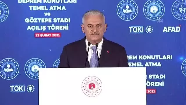 AK Parti İzmir Milletvekili Binali Yıldırım, deprem konutları temel atma törenine katıldı AK Parti İzmir Milletvekili Binali Yıldırım, deprem konutları temel atma törenine katıldı