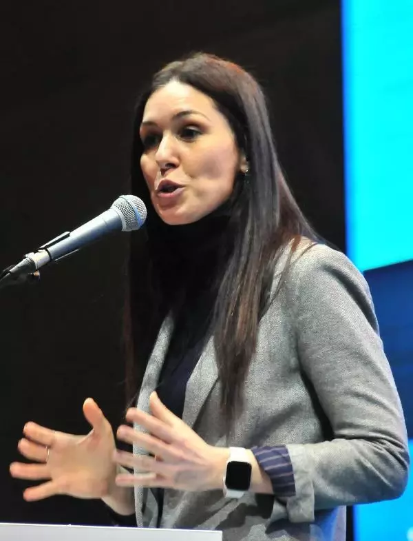 AK Parti Genel Başkan Yardımcısı Karaaslan'dan, Grup Başkanvekili Zengin hakkındaki paylaşıma tepki AK Parti Genel Başkan Yardımcısı Karaaslan'dan, Grup Başkanvekili Zengin hakkındaki paylaşıma tepki