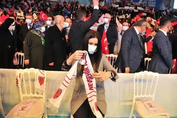 AK Parti Genel Başkan Yardımcısı Karaaslan'dan, Grup Başkanvekili Zengin hakkındaki paylaşıma tepki AK Parti Genel Başkan Yardımcısı Karaaslan'dan, Grup Başkanvekili Zengin hakkındaki paylaşıma tepki