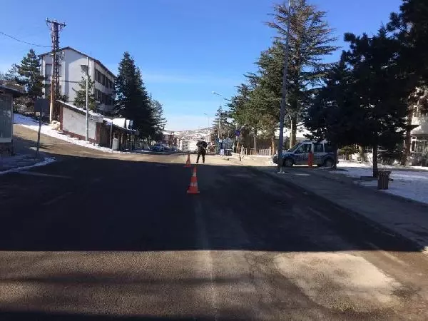 Ankara'da sokak kısıtlamasını ihlal eden 1397 kişiye para cezası Ankara'da sokak kısıtlamasını ihlal eden 1397 kişiye para cezası