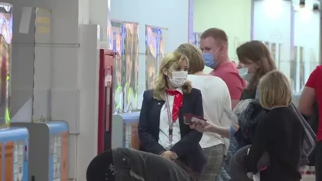 Antalya Havalimanı'nda Kovid-19 tedbirleriyle 'güvenli seyahat' imkanı sunuluyor Antalya Havalimanı'nda Kovid-19 tedbirleriyle 'güvenli seyahat' imkanı sunuluyor