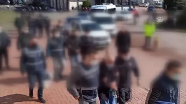 Son dakika haberi! Araç hırsızlığı operasyonu: 3 gözaltı Son dakika haberi! Araç hırsızlığı operasyonu: 3 gözaltı