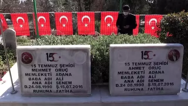 Aralarında şehit kabirlerinin bulunduğu tahrip edilen 79 mezar onarılıyor Aralarında şehit kabirlerinin bulunduğu tahrip edilen 79 mezar onarılıyor