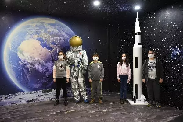 Astronot olmak isteyen 4 çocuktan Türk uzay yolcularına isim önerisi Astronot olmak isteyen 4 çocuktan Türk uzay yolcularına isim önerisi