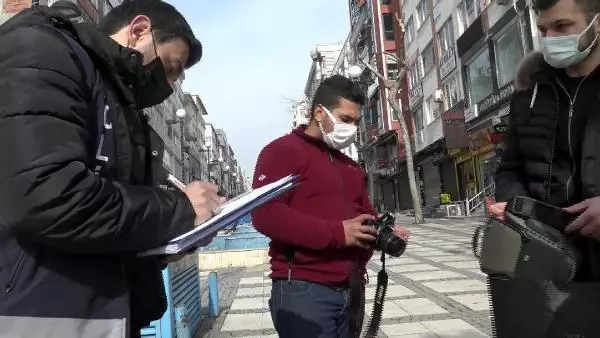 Avcılar'da sokağa çıkma kısıtlamasına uymayanlara ceza yağdı Avcılar'da sokağa çıkma kısıtlamasına uymayanlara ceza yağdı