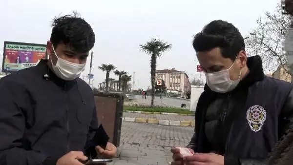 Avcılar'da sokağa çıkma kısıtlamasına uymayanlara ceza yağdı Avcılar'da sokağa çıkma kısıtlamasına uymayanlara ceza yağdı