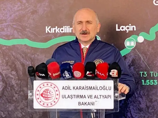 Karadeniz Bölgesi'nin İç Anadolu'ya açılan kapısı Kırkdilim Geçişi'ndeki 'T2 Tüneli'nde ışık göründü Karadeniz Bölgesi'nin İç Anadolu'ya açılan kapısı Kırkdilim Geçişi'ndeki 'T2 Tüneli'nde ışık göründü