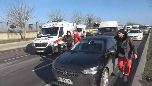 Son dakika! Başakşehir'de trafik kazası; 2 yaralı Son dakika! Başakşehir'de trafik kazası; 2 yaralı