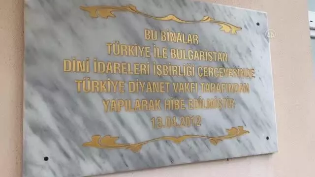 Bulgaristan Türklerine okullarda Türkçeyi seçmeleri çağrısı Bulgaristan Türklerine okullarda Türkçeyi seçmeleri çağrısı
