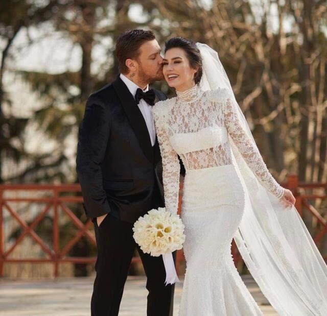 Burcu Kıratlı ile Sinan Akçıl ikinci kez nikah masasına oturdu