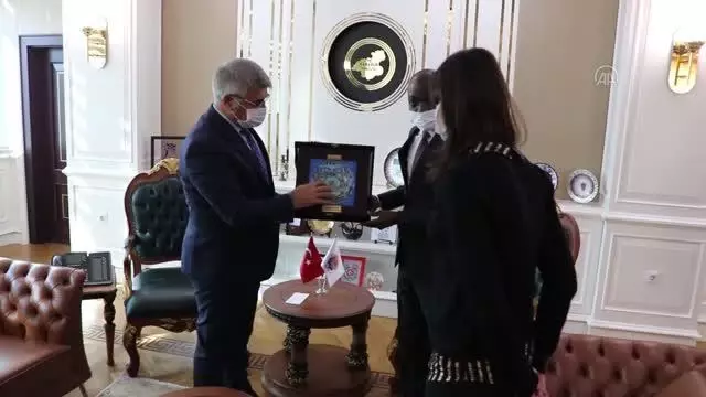 Burkina Faso'nun Ankara Büyükelçisi Brahima Sere, Vali Gürel'i ziyaret etti Burkina Faso'nun Ankara Büyükelçisi Brahima Sere, Vali Gürel'i ziyaret etti
