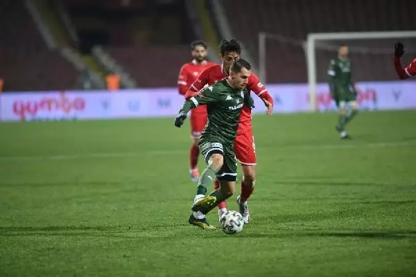Bursaspor, Play-Off iddiasında yara aldı Bursaspor, Play-Off iddiasında yara aldı