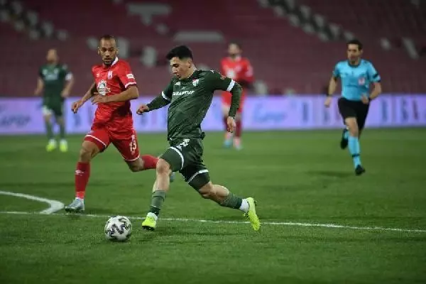 Bursaspor, Play-Off iddiasında yara aldı Bursaspor, Play-Off iddiasında yara aldı