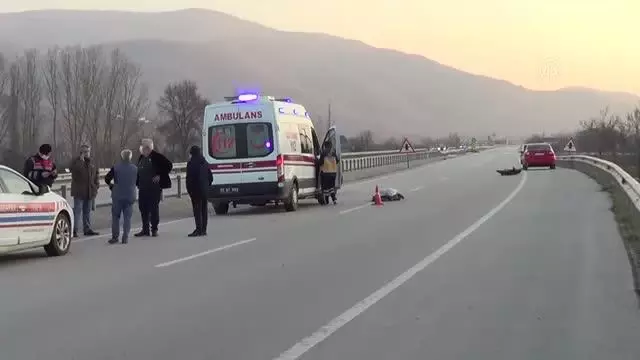 ÇANAKKALE - Otomobilin çarptığı elektrikli bisiklet sürücüsü yaşamını yitirdi ÇANAKKALE - Otomobilin çarptığı elektrikli bisiklet sürücüsü yaşamını yitirdi