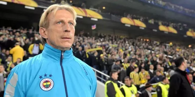 Christoph Daum Fenerbahçe kariyeri! Christoph Daum kaç yaşında, nereli? Christoph Daum Fenerbahçe kariyeri! Christoph Daum kaç yaşında, nereli?
