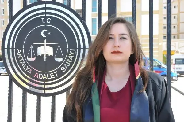 Cinsel saldırı sanığının tutuklanması, mağdur kadının annesini sevindirdi Cinsel saldırı sanığının tutuklanması, mağdur kadının annesini sevindirdi