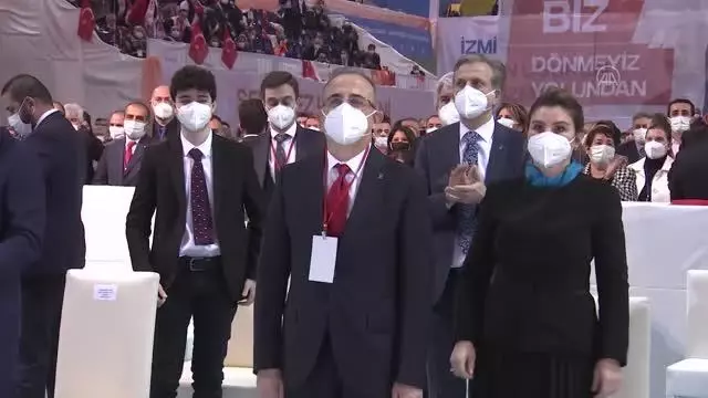 Cumhurbaşkanı Erdoğan, AK Parti İzmir 7. Olağan İl Kongresi'ne katıldı Cumhurbaşkanı Erdoğan, AK Parti İzmir 7. Olağan İl Kongresi'ne katıldı