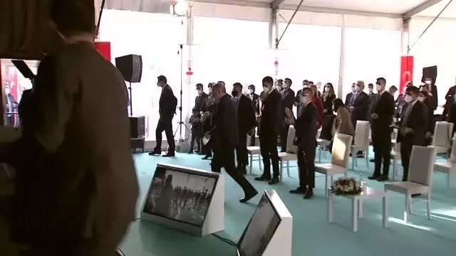 Son dakika haberleri: Cumhurbaşkanı Erdoğan: 'Bayraklı'daki rezerv alanda inşa edeceğimiz konutları, stok dönüşüm konutu olarak da kullanacağız' Son dakika haberleri: Cumhurbaşkanı Erdoğan: 'Bayraklı'daki rezerv alanda inşa edeceğimiz konutları, stok dönüşüm konutu olarak da kullanacağız'
