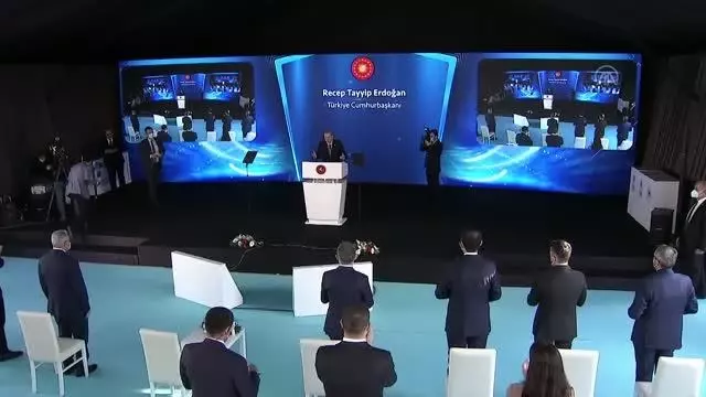 Son dakika haberleri: Cumhurbaşkanı Erdoğan: 'Bayraklı'daki rezerv alanda inşa edeceğimiz konutları, stok dönüşüm konutu olarak da kullanacağız' Son dakika haberleri: Cumhurbaşkanı Erdoğan: 'Bayraklı'daki rezerv alanda inşa edeceğimiz konutları, stok dönüşüm konutu olarak da kullanacağız'
