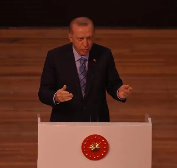 Cumhurbaşkanı Erdoğan: Diyarbakır annelerinin semtine hiç uğradın mı (6) Cumhurbaşkanı Erdoğan: Diyarbakır annelerinin semtine hiç uğradın mı (6)