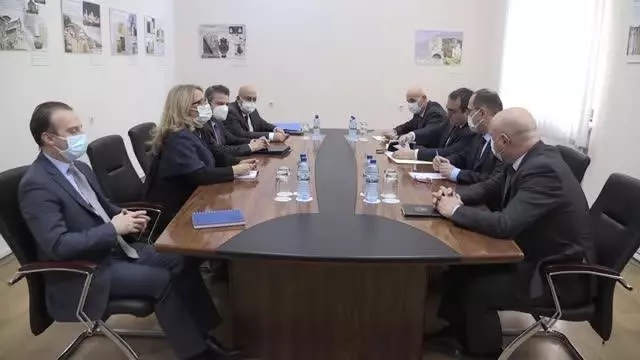 Son Dakika | Dışişleri Bakan Yardımcısı Önal Tiflis'te Gürcü mevkidaşıyla görüştü Son Dakika | Dışişleri Bakan Yardımcısı Önal Tiflis'te Gürcü mevkidaşıyla görüştü