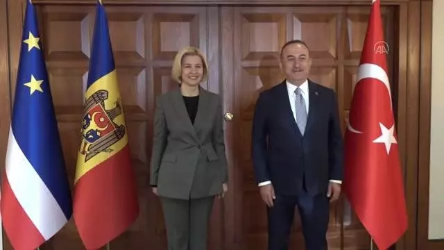 Dışişleri Bakanı Çavuşoğlu, Gagavuz Özerk Yeri Başkanı Vlah'la görüştü Dışişleri Bakanı Çavuşoğlu, Gagavuz Özerk Yeri Başkanı Vlah'la görüştü