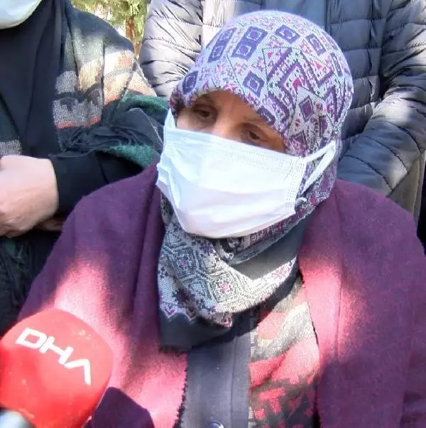 Son Dakika | Diyarbakır annelerinden, Gara şehidi astsubay Özbey'in ailesine ziyaret Son Dakika | Diyarbakır annelerinden, Gara şehidi astsubay Özbey'in ailesine ziyaret