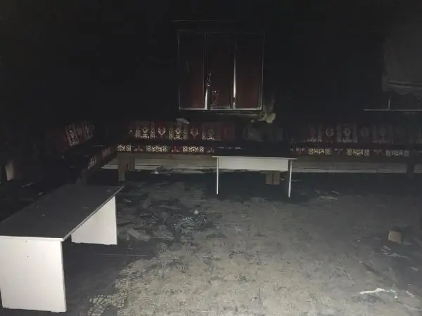 Elazığ'da dinlenme tesisi kundaklandı Elazığ'da dinlenme tesisi kundaklandı