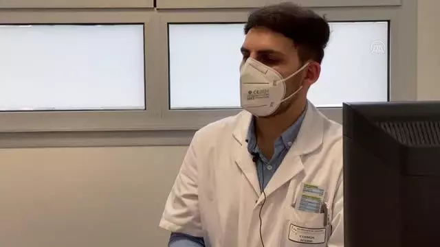 Son dakika haberleri! Erzurumlu genç doktor Fransa'da babasının onardığı hastanede hayat kurtarıyor (1) Son dakika haberleri! Erzurumlu genç doktor Fransa'da babasının onardığı hastanede hayat kurtarıyor (1)
