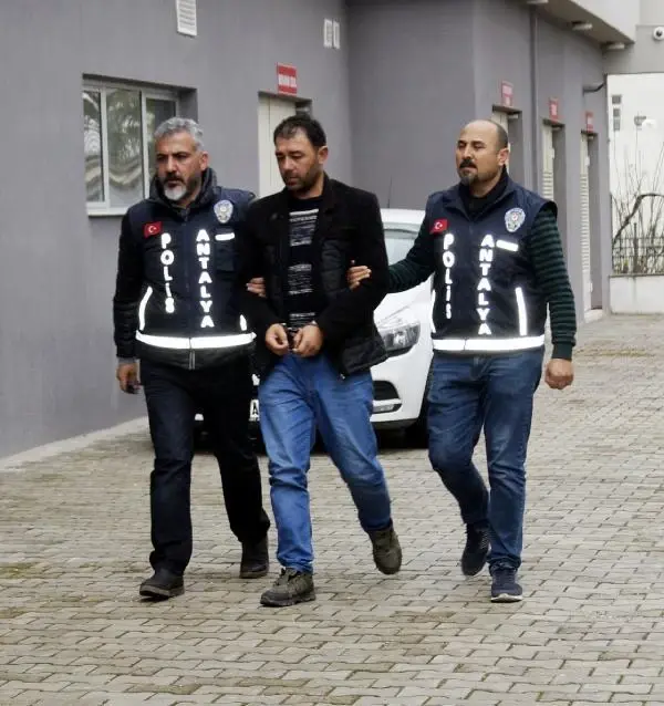 Eşini öldürüp gömdüğü ortaya çıkan kocaya 15 yıl hapis cezası Eşini öldürüp gömdüğü ortaya çıkan kocaya 15 yıl hapis cezası