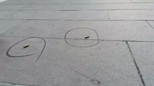 Fatih'te 2 kişi silahla yaralandı Fatih'te 2 kişi silahla yaralandı