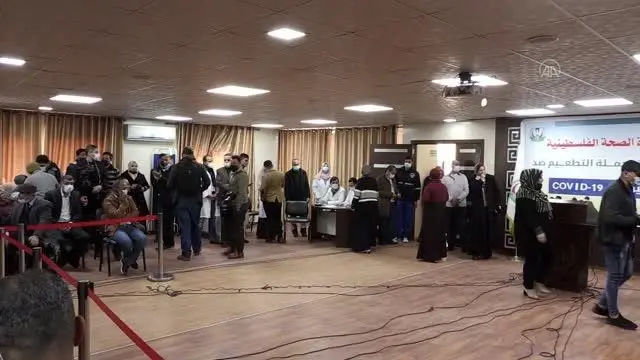Gazze'de Kovid-19 aşılaması başladı Gazze'de Kovid-19 aşılaması başladı