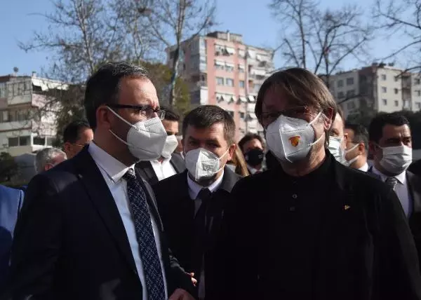 Cumhurbaşkanı Erdoğan, Göztepe Stadı'nın açılışını yaptı Cumhurbaşkanı Erdoğan, Göztepe Stadı'nın açılışını yaptı