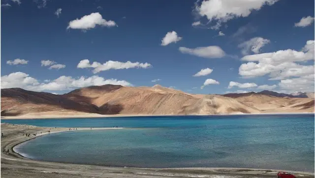 Hindistan ve Çin orduları anlaşmazlık yaşadıkları Pangong Gölü'nden geri çekildi Hindistan ve Çin orduları anlaşmazlık yaşadıkları Pangong Gölü'nden geri çekildi
