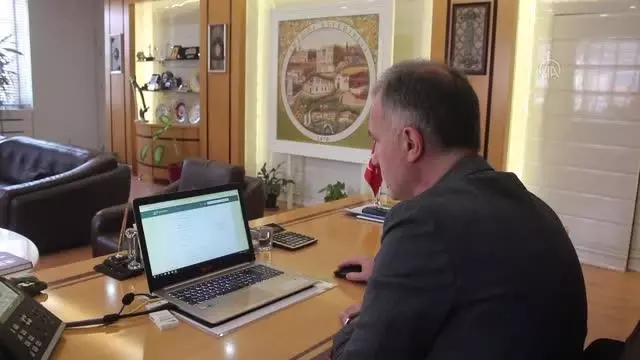 İnegöl Belediyesi 'e-Devlet' aracılığıyla vatandaşlara 43 başlıkta hizmet sunuyor İnegöl Belediyesi 'e-Devlet' aracılığıyla vatandaşlara 43 başlıkta hizmet sunuyor