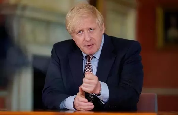 İngiltere'de koronavirüs anketi: Halk Başbakan Johnson'a güvenmiyor İngiltere'de koronavirüs anketi: Halk Başbakan Johnson'a güvenmiyor