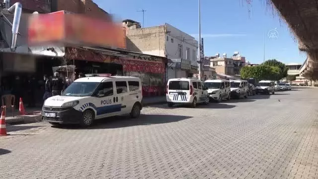 Kafede Kovid-19 tedbirlerini ihlal eden 20 kişiye para cezası uygulandı Kafede Kovid-19 tedbirlerini ihlal eden 20 kişiye para cezası uygulandı