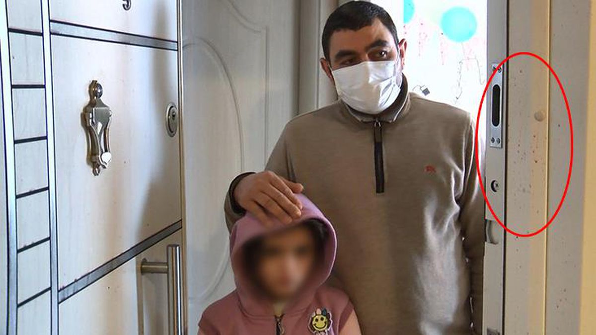 Komşu çocuklarının başına pis su döken kadın, şimdi de ailenin kapısını reçele buladı