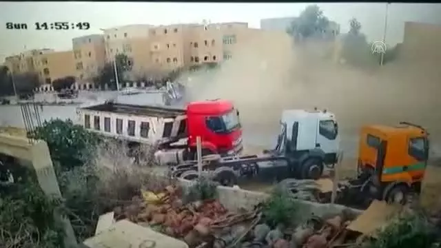 Son dakika haberi! Libya İçişleri Bakanı Başağa'nın konvoyuna yönelik suikast girişiminin görüntüleri yayımlandı Son dakika haberi! Libya İçişleri Bakanı Başağa'nın konvoyuna yönelik suikast girişiminin görüntüleri yayımlandı