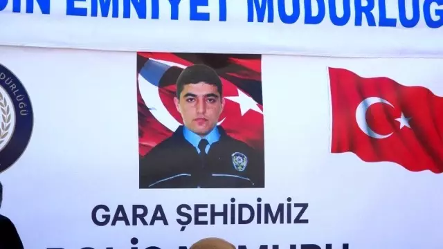 Mardin'de Gara şehidi anısına lokma dağıtıldı Mardin'de Gara şehidi anısına lokma dağıtıldı