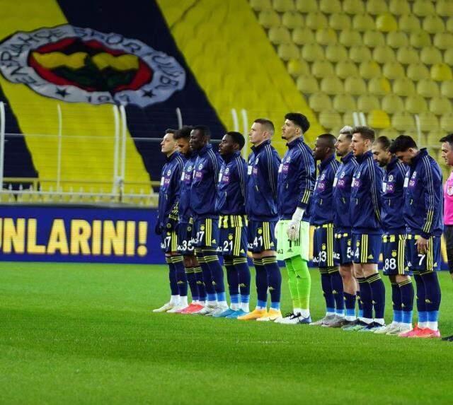 Mesut Özil's reading of the Turkish National Anthem before Göztepe match was on the agenda in the German press